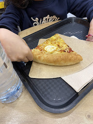 Photo n°19 de Pizza Hut Express Aéroville à Tremblay-en-France ()