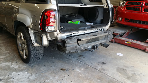 Auto Body Shop «Master Touch Auto Body Inc», reviews and photos, 1508 Viscaya Pkwy, Cape Coral, FL 33990, USA