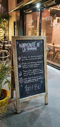 Restaurant biologique YUMAN bar et restaurant à Paris (le menu)