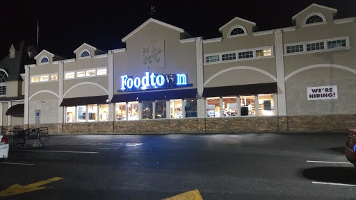 Grocery Store «Super Foodtown of North Haledon», reviews and photos, 1068 High Mountain Rd, North Haledon, NJ 07508, USA