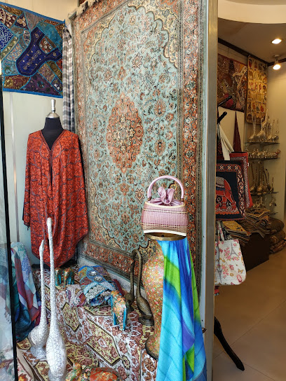 De Pride Cashmere Handmade Silk,Carpets, Rugs,Wall Hangings,Home Decor Gift Shop