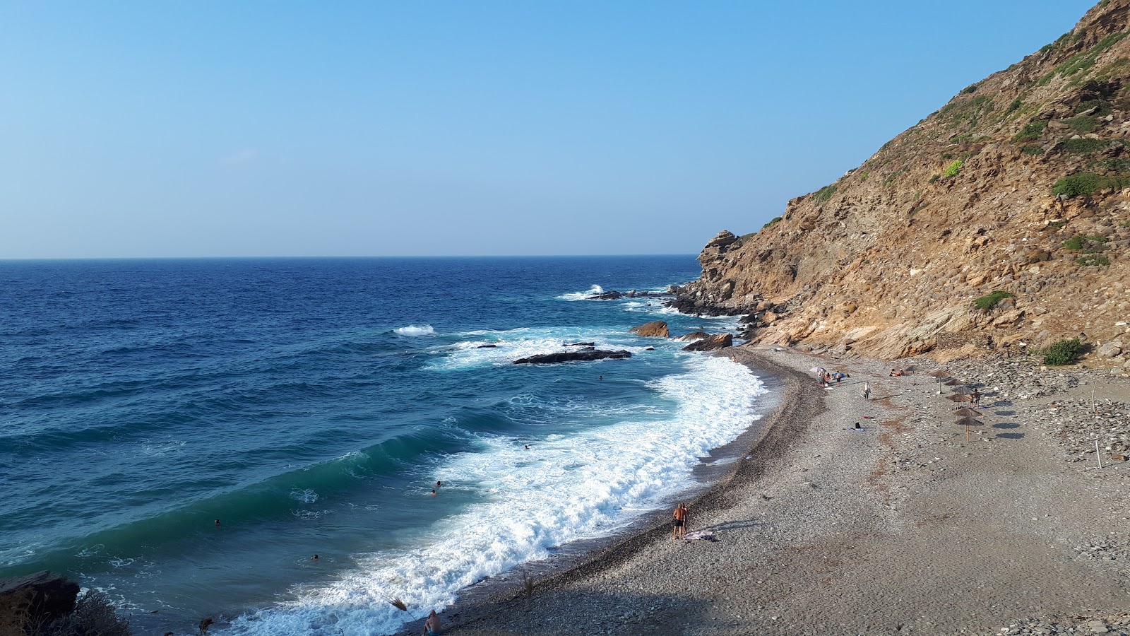 Foto af Aris beach med turkis rent vand overflade