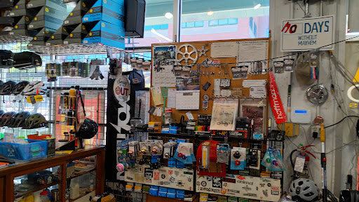 Bicycle Store «Gresham Bicycle Center», reviews and photos, 567 NE 8th St, Gresham, OR 97030, USA