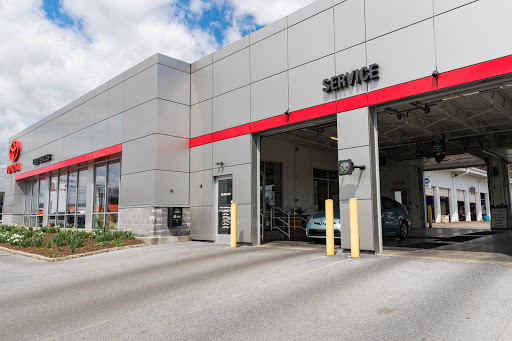 Toyota Dealer «Performance Toyota», reviews and photos, 4681 Penn Ave, Sinking Spring, PA 19608, USA