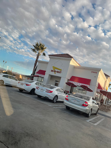 In-N-Out Burger image