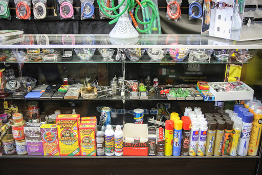 Tobacco Shop «Big Blaze smoke shop», reviews and photos, 851 N Sacramento St, Lodi, CA 95240, USA