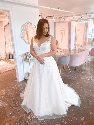 Bridal Shop «Savvy Bridal Boutique», reviews and photos, 1804 Central St, Kansas City, MO 64108, USA