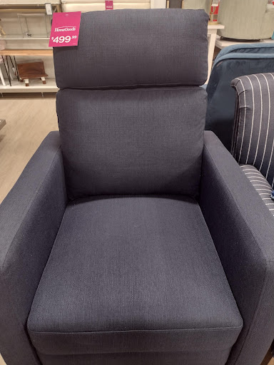 Shopping Mall «Woburn Mall», reviews and photos, 296 Mishawum Rd, Woburn, MA 01801, USA