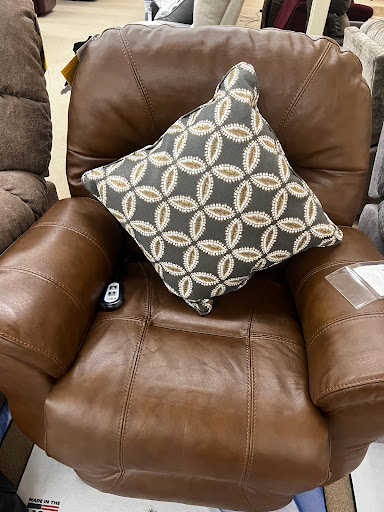 Furniture Store «Furniture Fair», reviews and photos, 3710 Alexandria Pike, Cold Spring, KY 41076, USA