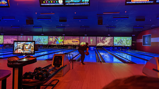 Shopping Mall «Westfield Oakridge», reviews and photos, 925 Blossom Hill Road, San Jose, CA 95123, USA