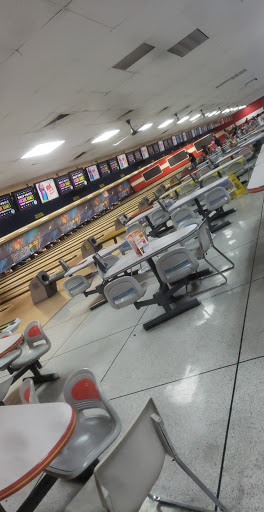 Bowling Alley «Brunswick Zone Thousand Oaks Bowl», reviews and photos, 4330 Thousand Oaks, San Antonio, TX 78217, USA