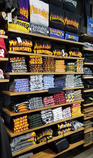 Clothing Store «Zumiez», reviews and photos, 1850 Apple Blossom Dr n123a, Winchester, VA 22601, USA
