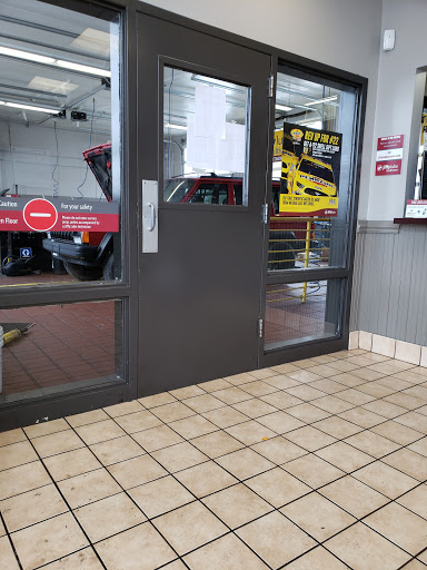 Oil Change Service «Jiffy Lube», reviews and photos, 6780 Roosevelt Ave, Middletown, OH 45044, USA