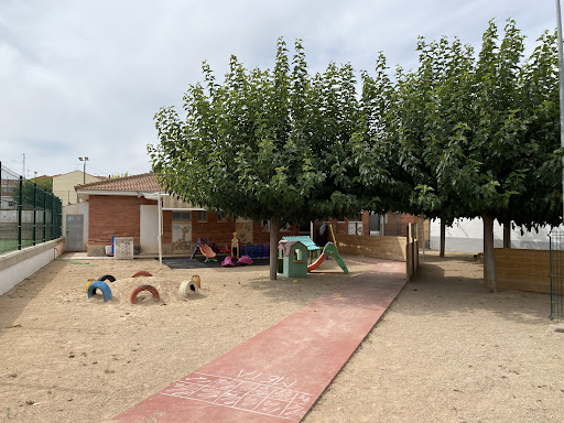 Escuela Infantil Santa Bárbara en Castelserás