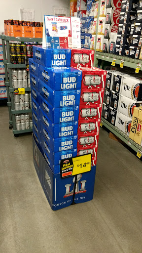 Grocery Store «Hannaford Supermarket», reviews and photos, 65 Gray Rd, Falmouth, ME 04105, USA