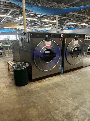 Laundromat «Amigo Laundry», reviews and photos, 3349 Country Club Dr W, Irving, TX 75038, USA