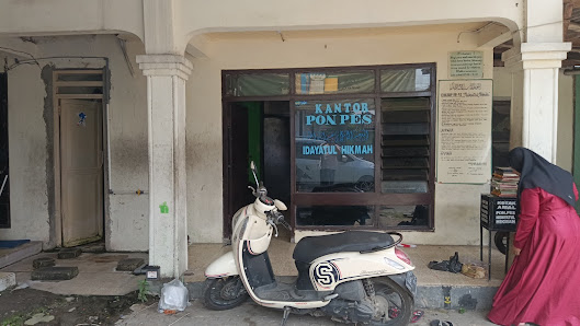 Oleh pemilik - Pondok pesantren Hidayatul Hikmah Sawahan