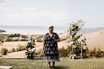 Celebrant Suzanne