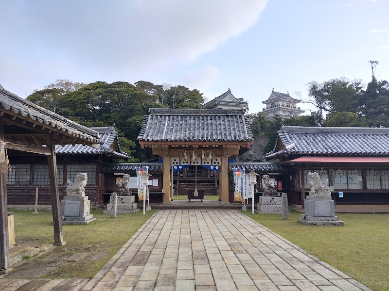 亀岡神社 神楽殿(国登録有形文化財)