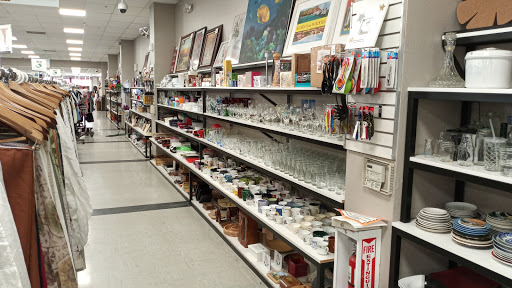 Thrift Store «Superior Thrift Store», reviews and photos, 1135 N Wilson Way, Stockton, CA 95205, USA