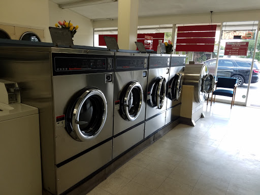 Laundromat «Hilltop Cleaners-Coin Laundry», reviews and photos, 1526 Harbor Blvd, La Habra Heights, CA 90631, USA