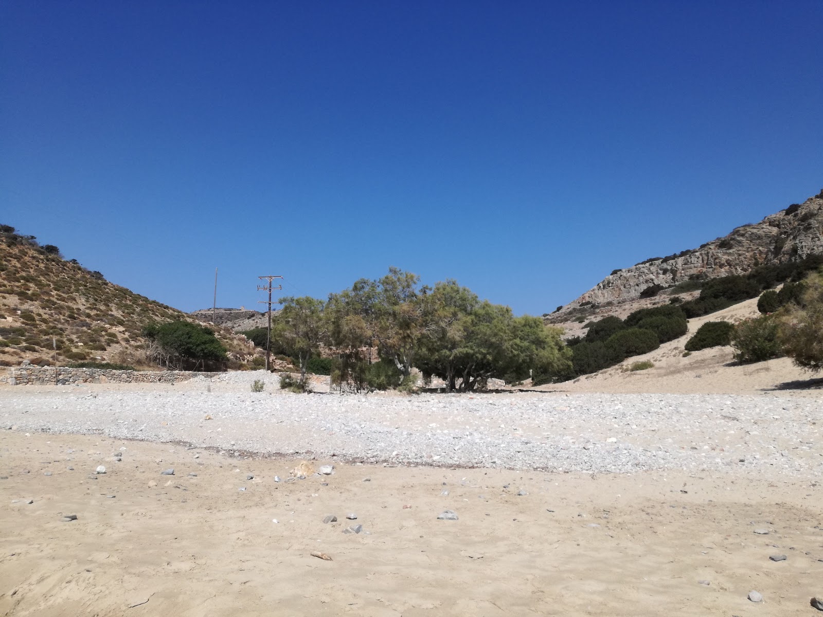 Fotografija Plaža Psili Ammos nahaja se v naravnem okolju