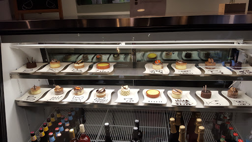 Chocolate Shop «Le Chocoholique», reviews and photos, 601 N High St, Columbus, OH 43215, USA