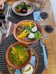 Photo n°33 de Restaurant Codru à Villeneuve-Saint-Georges ()