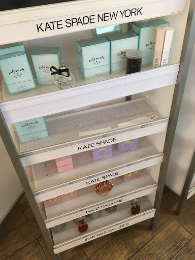 Hair Salon «Ulta Beauty», reviews and photos, 9270 Joliet Rd, Hodgkins, IL 60525, USA