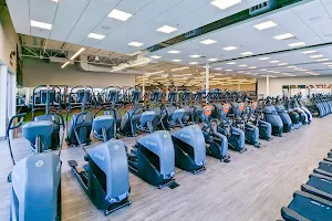 Defined Fitness Hilltop Club image