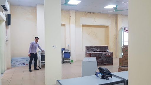 Trường Trung cấp Nghề May và Thời trang Hà Nội.