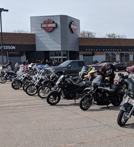 Harley-Davidson Dealer «Rubber City Harley-Davidson», reviews and photos, 1120 Main St, Cuyahoga Falls, OH 44221, USA