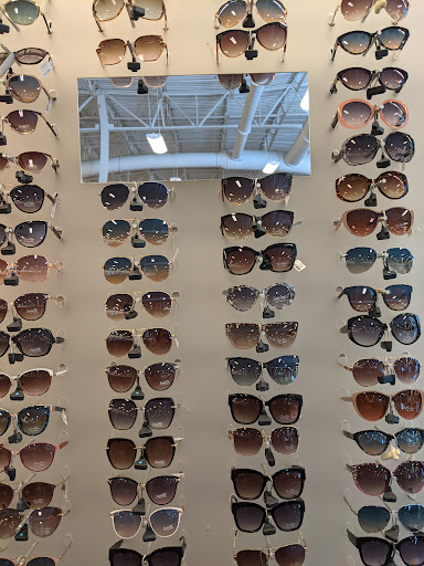 Department Store «Nordstrom Rack Lake Brandon Plaza», reviews and photos, 11201 Causeway Blvd, Brandon, FL 33511, USA