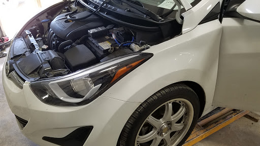 Auto Body Shop «Jim Williams Body Shop», reviews and photos, 100 Elk Park Dr, Taylorsville, KY 40071, USA