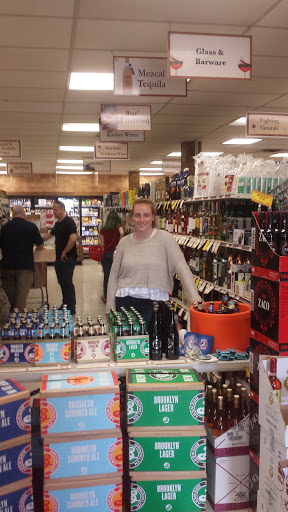 Liquor Store «Liquor Outlet Wine Cellars», reviews and photos, 289 Myrtle Ave, Boonton, NJ 07005, USA