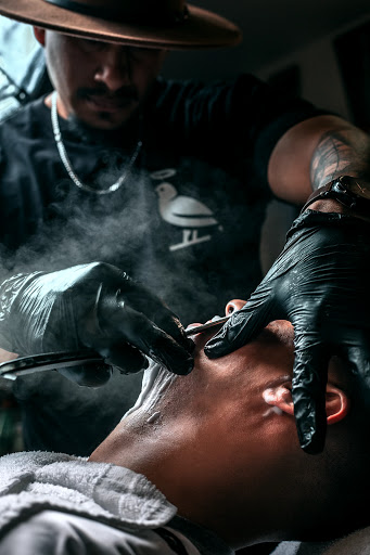 Hair Salon «Realmen Signature Barber Shop», reviews and photos, 6149 N Scottsdale Rd #108, Scottsdale, AZ 85250, USA