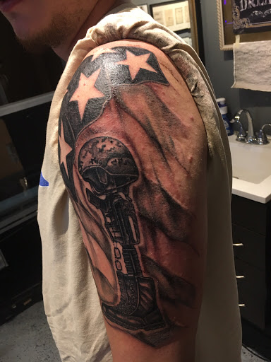 Tattoo Shop «Forever Tattoo World», reviews and photos, 422 Washington St SE, Olympia, WA 98501, USA