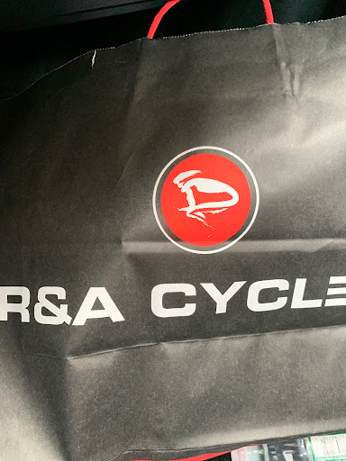 Bicycle Store «R&A Cycles», reviews and photos, 105 5th Ave, Brooklyn, NY 11217, USA