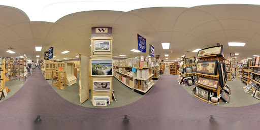 Gift Shop «Shady Maple Gift Shop», reviews and photos, 129 Toddy Dr, East Earl, PA 17519, USA