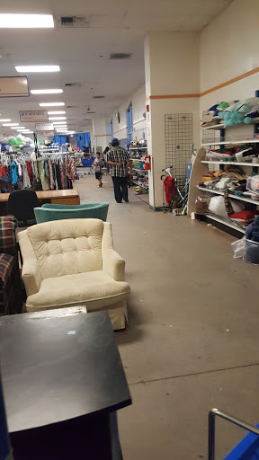 Non-Profit Organization «Goodwill», reviews and photos, 3025 Coffee Rd, Bakersfield, CA 93309, USA