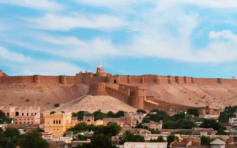 Kot Diji Fort image