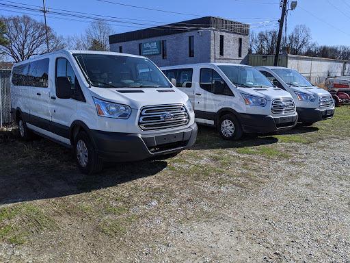 Used Car Dealer «Monarch Auto Sales», reviews and photos, 4519 W Market St #100, Greensboro, NC 27407, USA