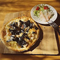 カントリーストア（ピザ＆器の店）
