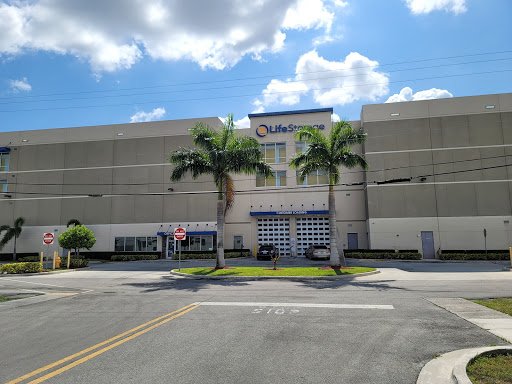 Self-Storage Facility «Life Storage», reviews and photos, 640 NW 133rd St, North Miami, FL 33168, USA