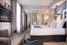 Chambres hôtels Maison ELLE Paris Etoile 75017 Paris (miniature)