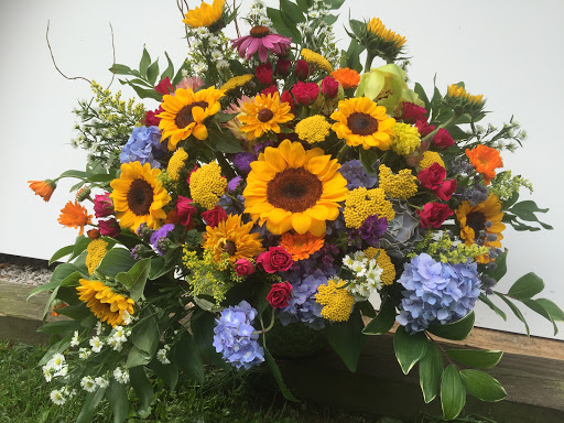 Florist «Petal and Crumb», reviews and photos, 86 Prospect St, Upton, MA 01568, USA