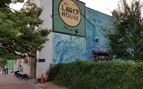 Lager House image