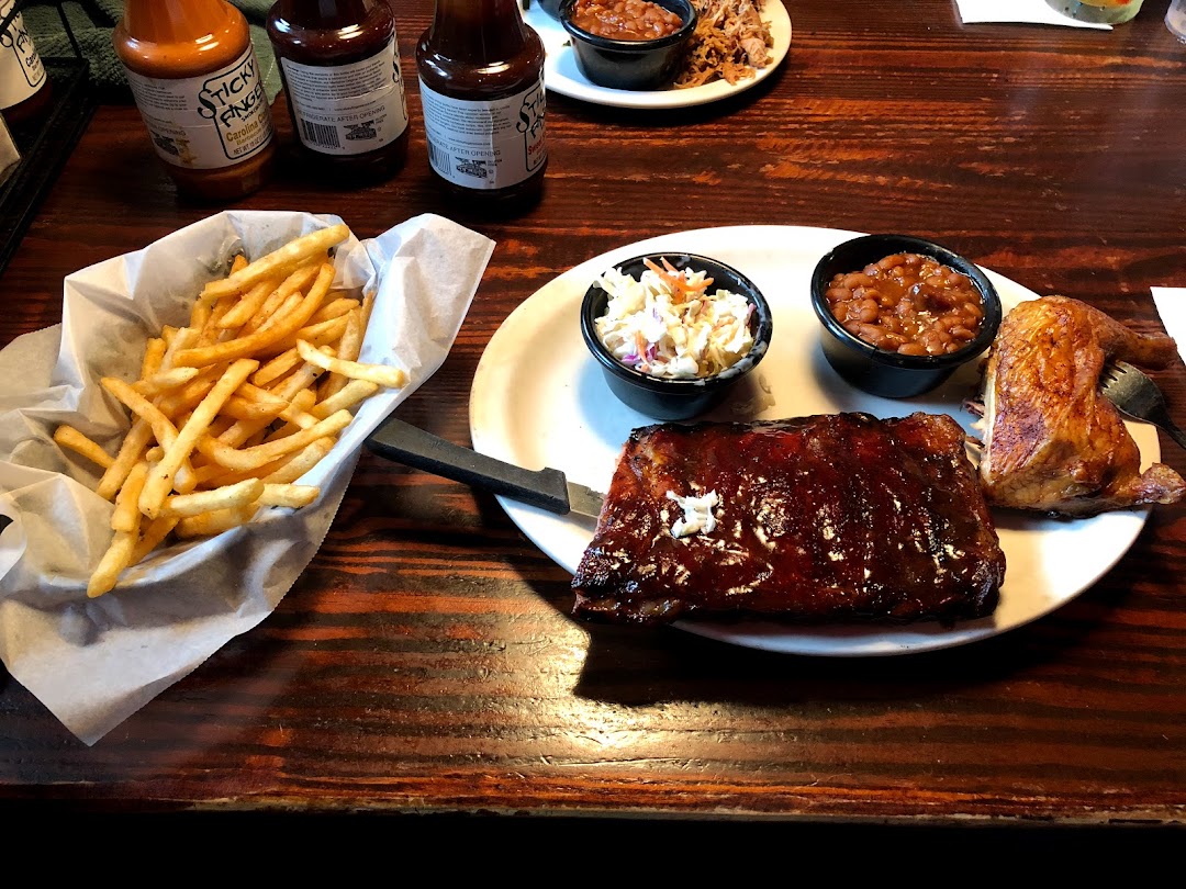 Sticky Fingers Ribhouse- BBQ Myrtle Beach