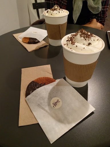 Candy Store «Lancaster Sweet Shoppe», reviews and photos, 141 N Duke St, Lancaster, PA 17602, USA