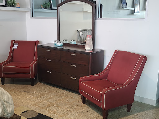 Furniture Rental Service «CORT Furniture Rental and Clearance center», reviews and photos, 1207 N Boulevard, Richmond, VA 23230, USA